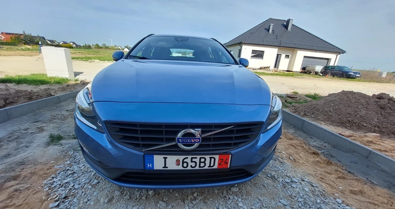 Volvo V60 cena 42900 przebieg: 163200, rok produkcji 2016 z Grodków małe 742